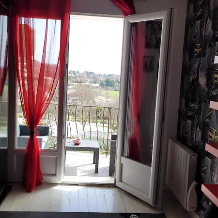 Maison De Charme Au Coeur Du Village Holiday home